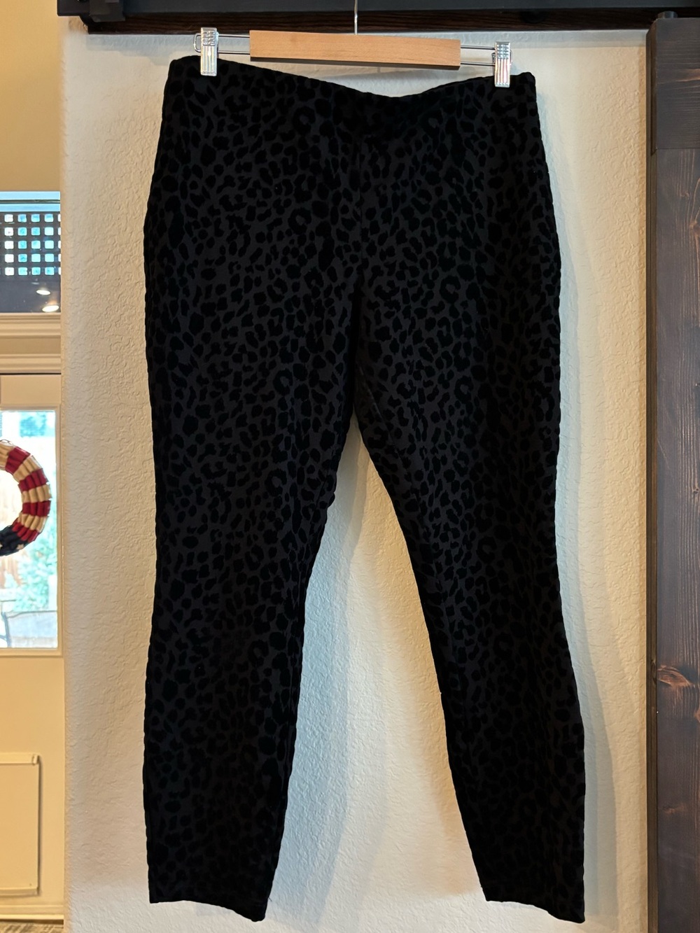 Nanette Lepore Black Velvet Leopard Slim Ponte Ankle Pants Large